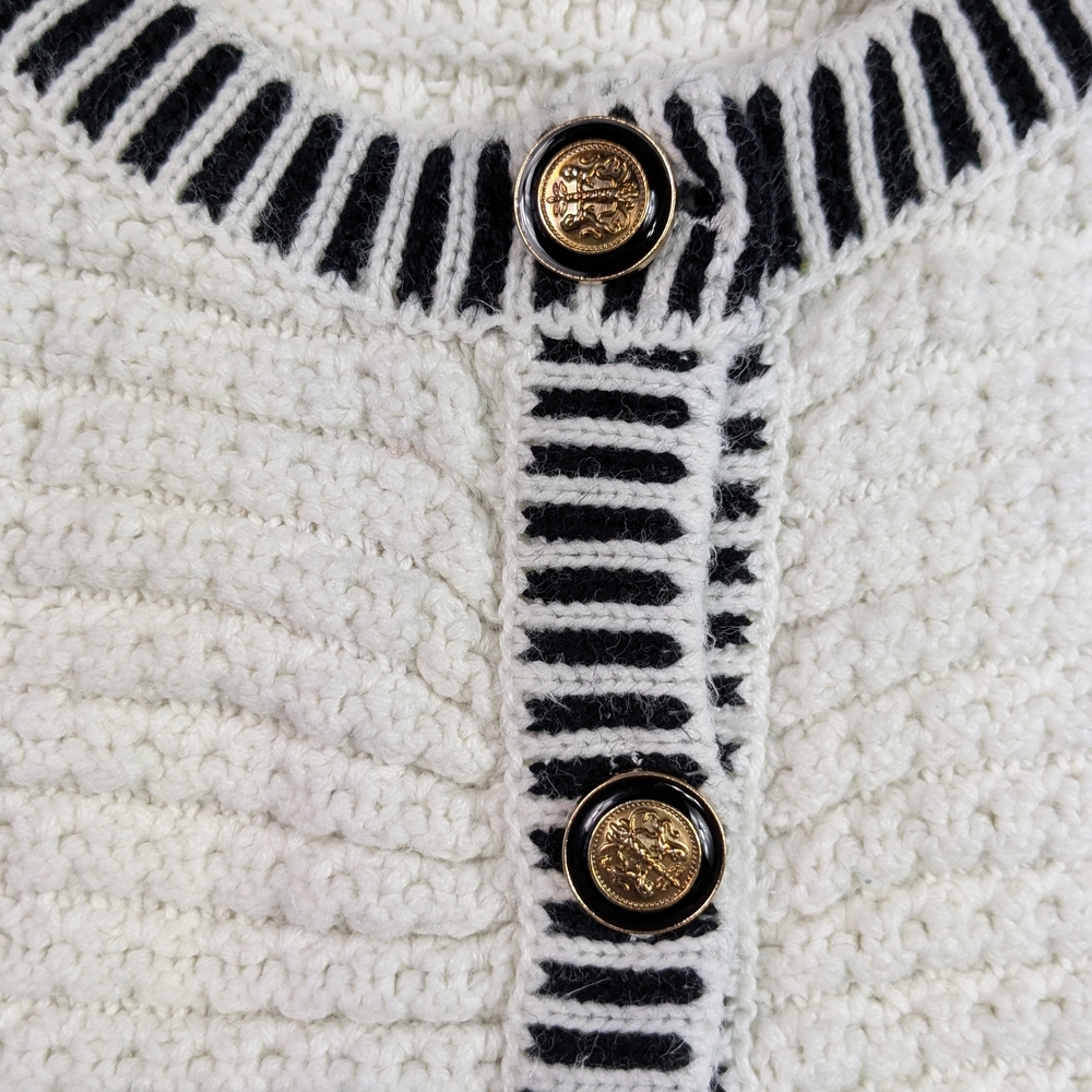 Fashion Nova Black And White Oversized Cotton Sweater Vest Gold Button 2X - Picture 7 of 8